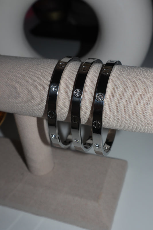 Love Bangle